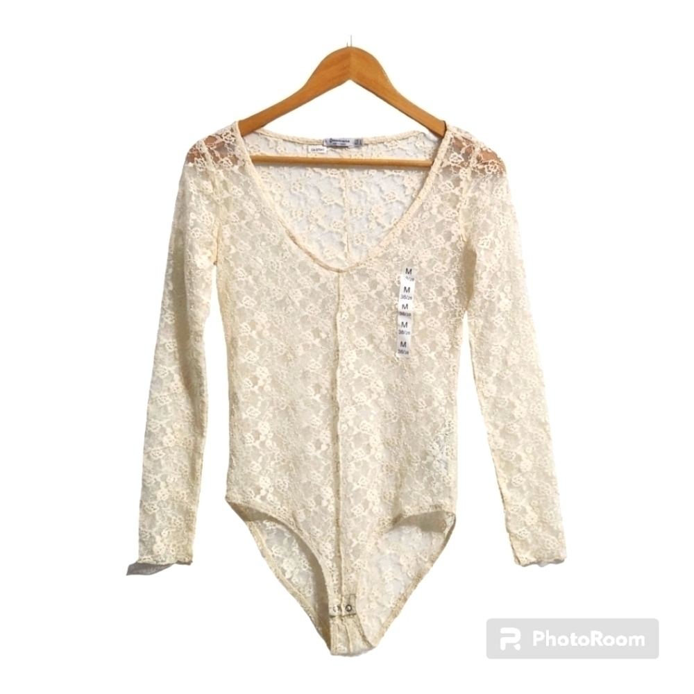 Stradivarius Cream  Sheer  Lace Womens  Bodysuits Size Medium